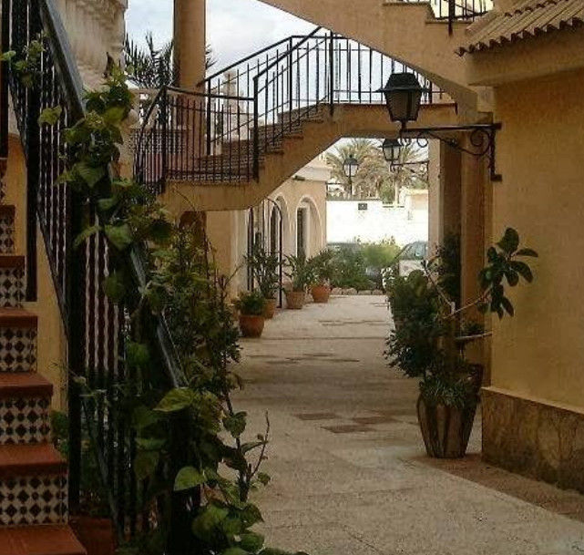 Shoal Apartamentos Орихуела Екстериор снимка